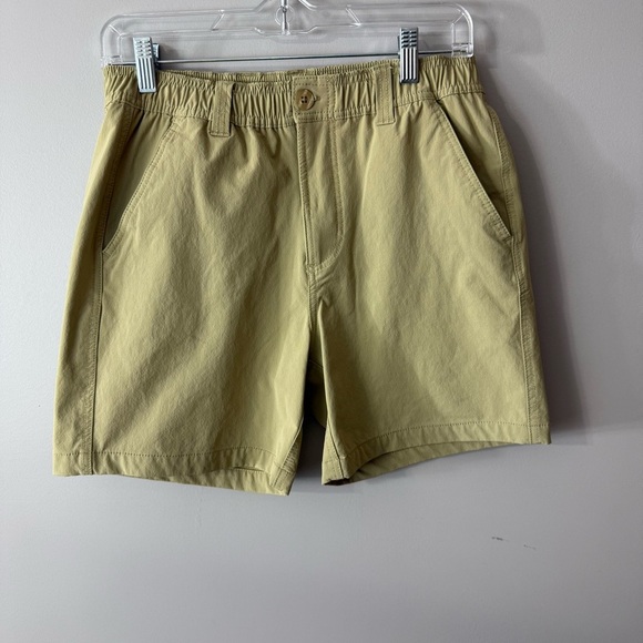 The Southern Shirt Company Nomad Tan Flat Front Shorts Men’s size Small - Picture 1 of 11